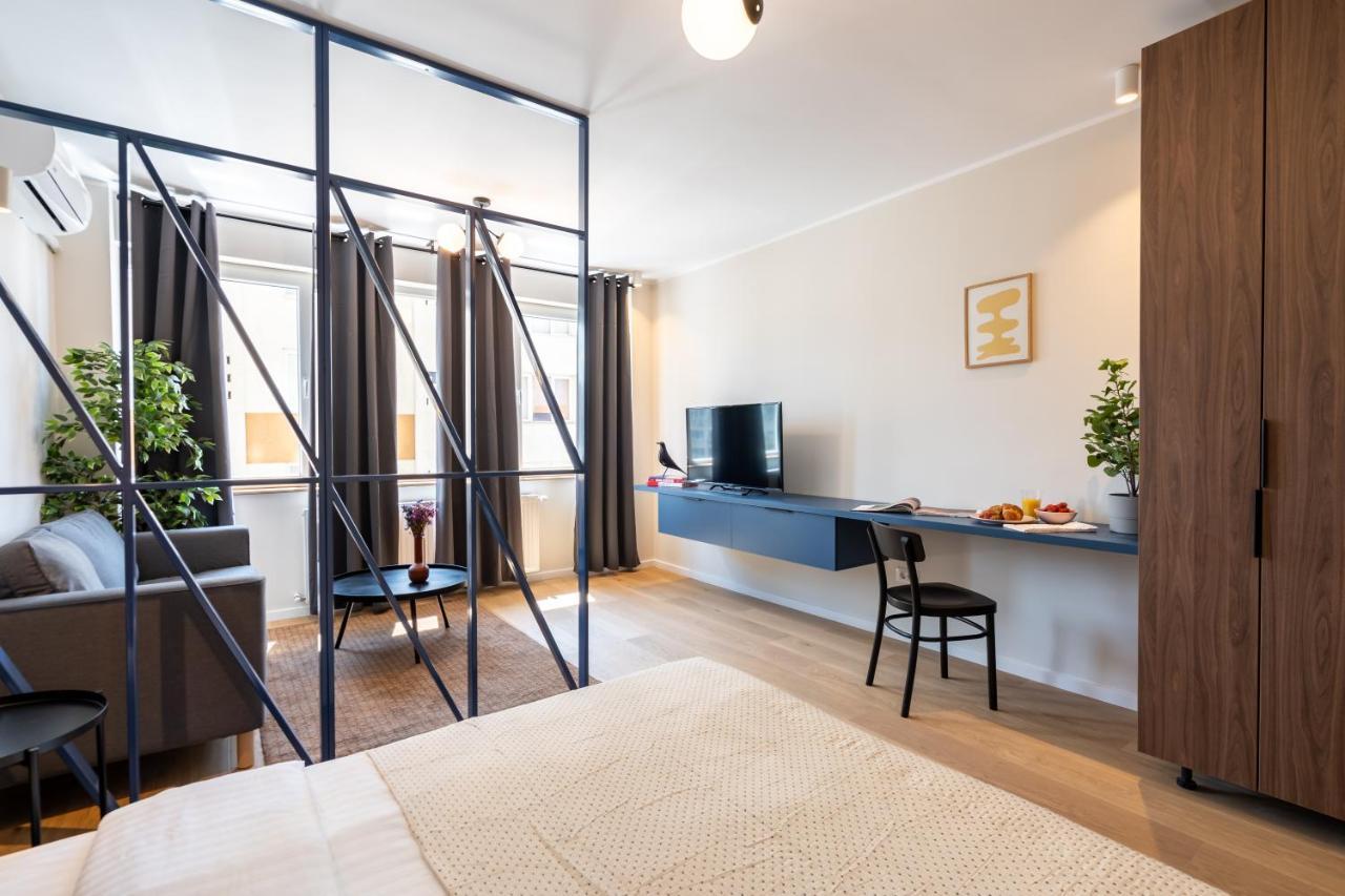 Elegant Studio In The Heart Of The Town Bucarest Exterior foto