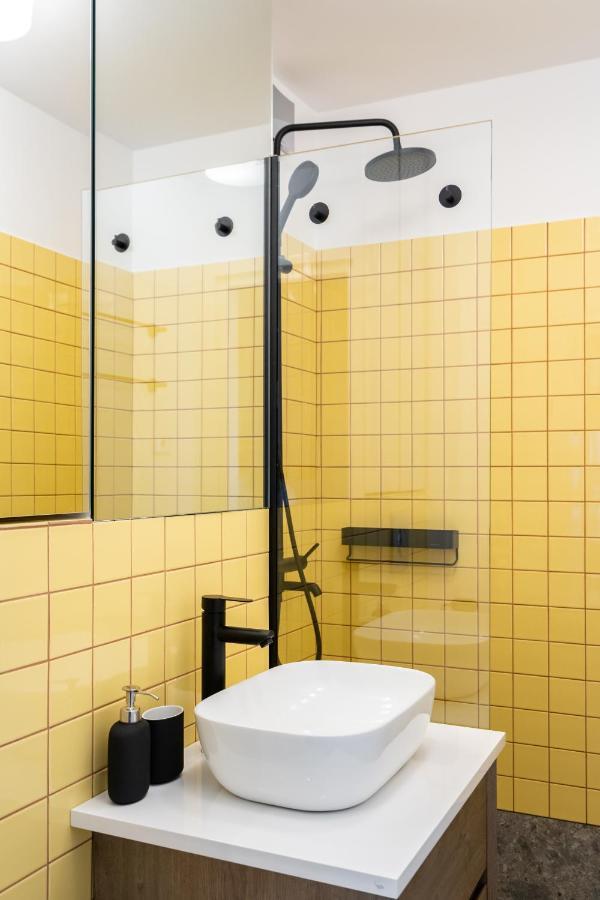 Elegant Studio In The Heart Of The Town Bucarest Exterior foto