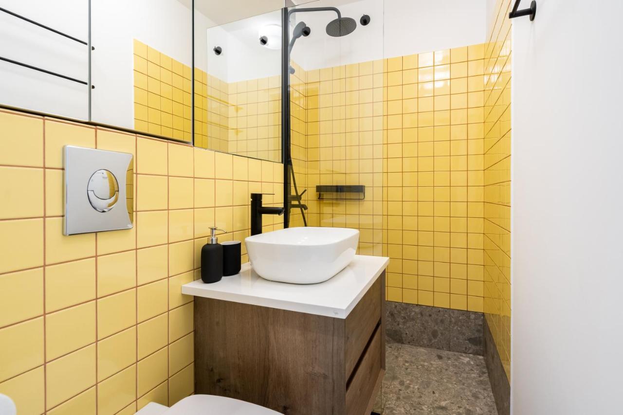 Elegant Studio In The Heart Of The Town Bucarest Exterior foto